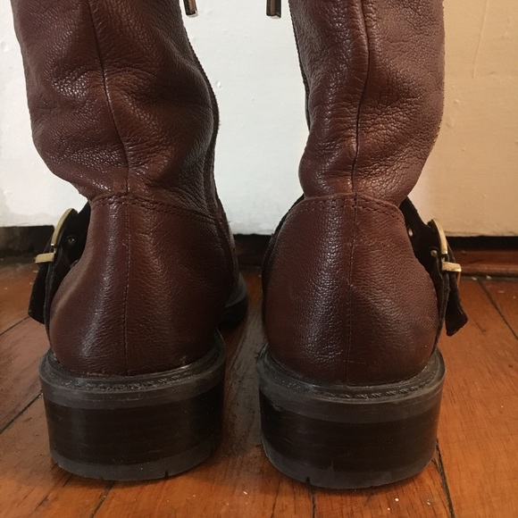 BCBG Brown leather boots with gold details - Picture 8 of 8